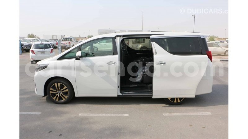 Big with watermark toyota alphard hhohho import dubai 15084