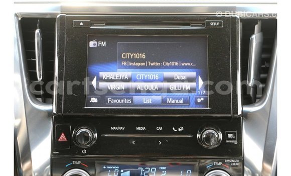 Acheter Import Voiture Toyota Alphard Blanc à Import - Dubai, Hhohho Acheter Import Voiture Toyota Alphard Blanc à Import - Dubai, Hhohho