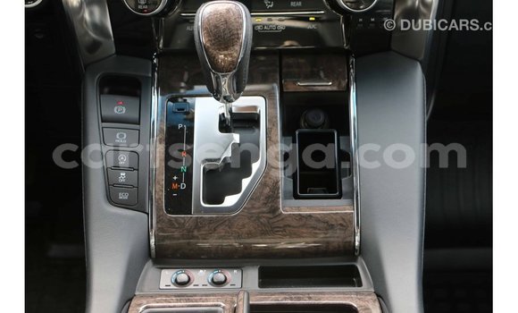 Acheter Import Voiture Toyota Alphard Blanc à Import - Dubai, Hhohho Acheter Import Voiture Toyota Alphard Blanc à Import - Dubai, Hhohho