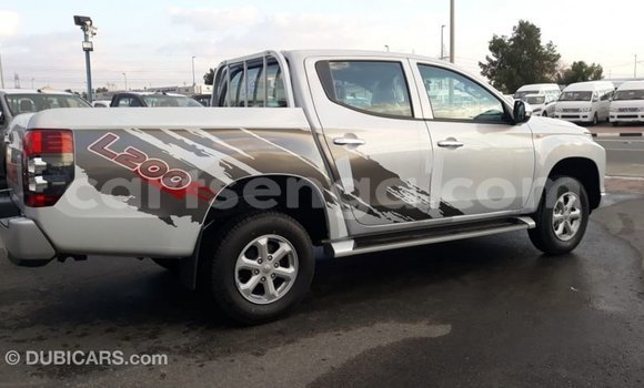 Buy Import Mitsubishi L200 White Car in Import - Dubai in Hhohho Buy Import Mitsubishi L200 White Car in Import - Dubai in Hhohho