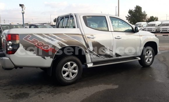 Buy Import Mitsubishi L200 White Car in Import - Dubai in Hhohho Buy Import Mitsubishi L200 White Car in Import - Dubai in Hhohho