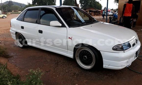Buy Used Opel Astra White Car in Mbabane in Manzini