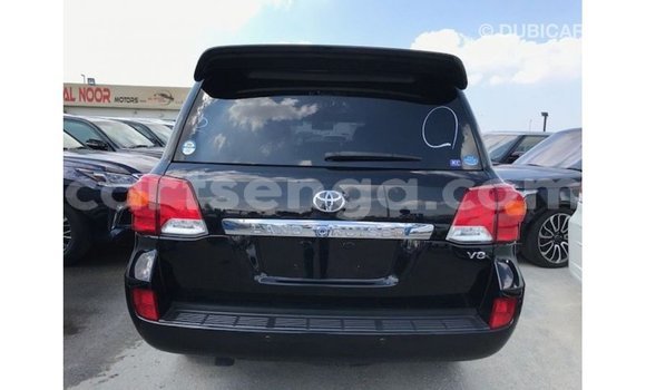 Acheter Import Voiture Toyota Land Cruiser Noir à Import - Dubai, Hhohho Acheter Import Voiture Toyota Land Cruiser Noir à Import - Dubai, Hhohho