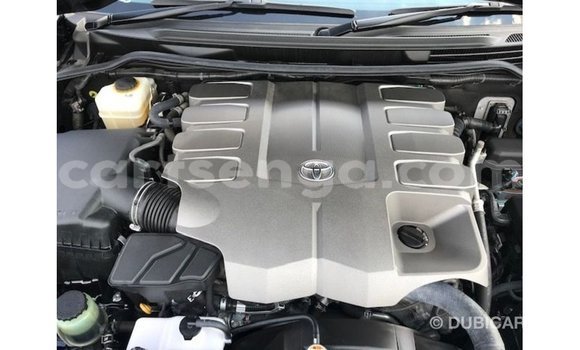 Acheter Import Voiture Toyota Land Cruiser Noir à Import - Dubai, Hhohho Acheter Import Voiture Toyota Land Cruiser Noir à Import - Dubai, Hhohho