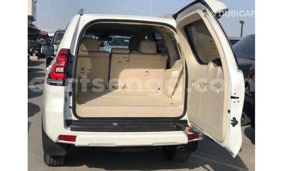 Buy Import Toyota Prado White Car in Import - Dubai in Hhohho Buy Import Toyota Prado White Car in Import - Dubai in Hhohho