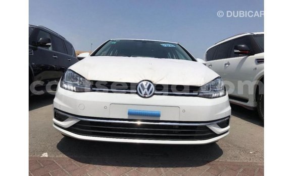 Acheter Import Voiture Volkswagen Golf Blanc à Import - Dubai, Hhohho Acheter Import Voiture Volkswagen Golf Blanc à Import - Dubai, Hhohho