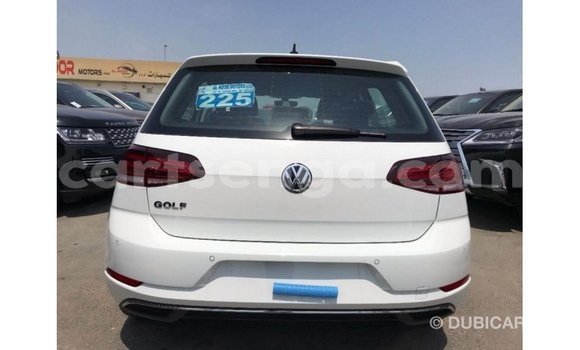 Acheter Import Voiture Volkswagen Golf Blanc à Import - Dubai, Hhohho Acheter Import Voiture Volkswagen Golf Blanc à Import - Dubai, Hhohho