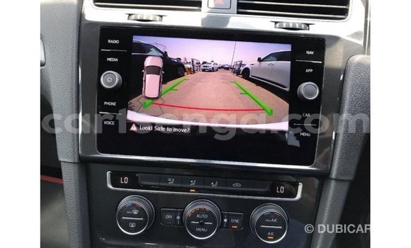 Acheter Import Voiture Volkswagen Golf Blanc à Import - Dubai, Hhohho Acheter Import Voiture Volkswagen Golf Blanc à Import - Dubai, Hhohho