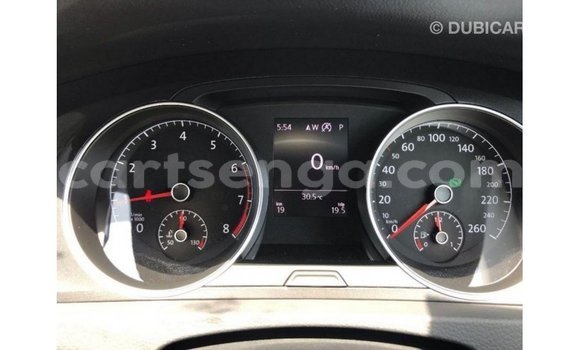 Acheter Import Voiture Volkswagen Golf Blanc à Import - Dubai, Hhohho Acheter Import Voiture Volkswagen Golf Blanc à Import - Dubai, Hhohho