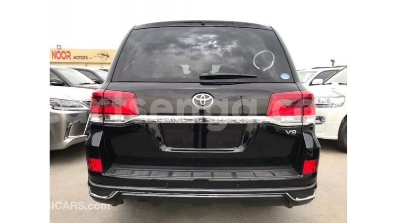 Big with watermark toyota land cruiser hhohho import dubai 15170