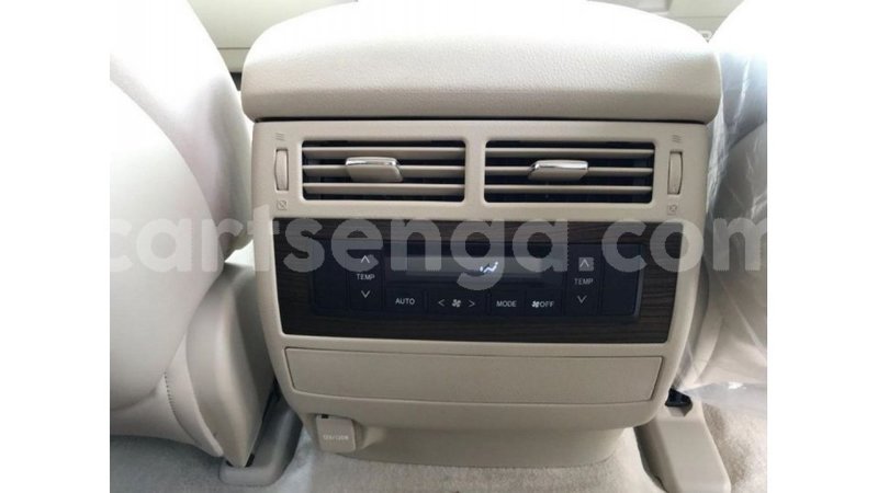 Big with watermark toyota land cruiser hhohho import dubai 15170