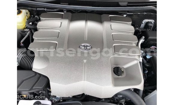 Acheter Import Voiture Toyota Land Cruiser Noir à Import - Dubai, Hhohho Acheter Import Voiture Toyota Land Cruiser Noir à Import - Dubai, Hhohho