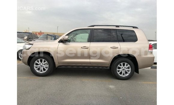 Buy Import Toyota Land Cruiser Other Car in Import - Dubai in Hhohho Buy Import Toyota Land Cruiser Other Car in Import - Dubai in Hhohho