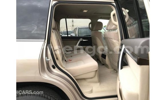 Buy Import Toyota Land Cruiser Other Car in Import - Dubai in Hhohho Buy Import Toyota Land Cruiser Other Car in Import - Dubai in Hhohho