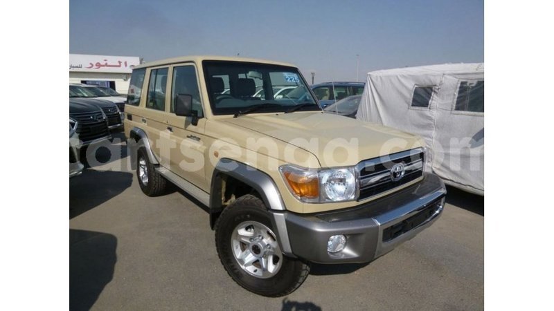 Big with watermark toyota land cruiser hhohho import dubai 15173