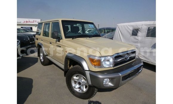 Buy Import Toyota Land Cruiser Beige Car in Import - Dubai in Hhohho Buy Import Toyota Land Cruiser Beige Car in Import - Dubai in Hhohho