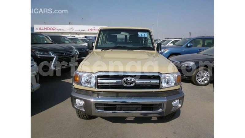 Big with watermark toyota land cruiser hhohho import dubai 15173