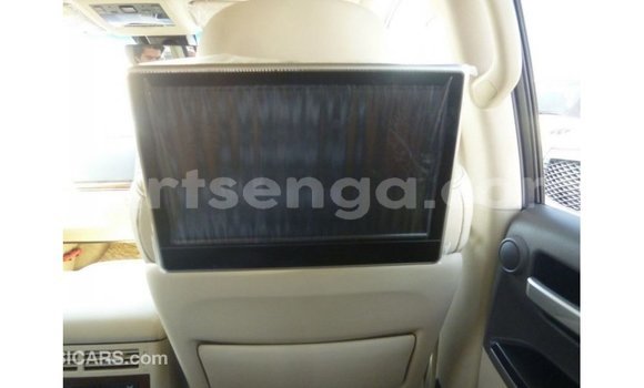 Acheter Import Voiture Toyota Land Cruiser Noir à Import - Dubai, Hhohho Acheter Import Voiture Toyota Land Cruiser Noir à Import - Dubai, Hhohho