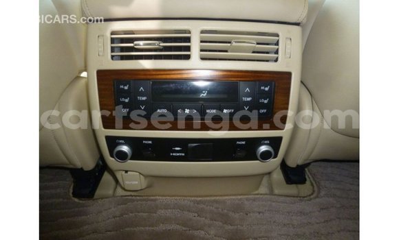 Acheter Import Voiture Toyota Land Cruiser Noir à Import - Dubai, Hhohho Acheter Import Voiture Toyota Land Cruiser Noir à Import - Dubai, Hhohho