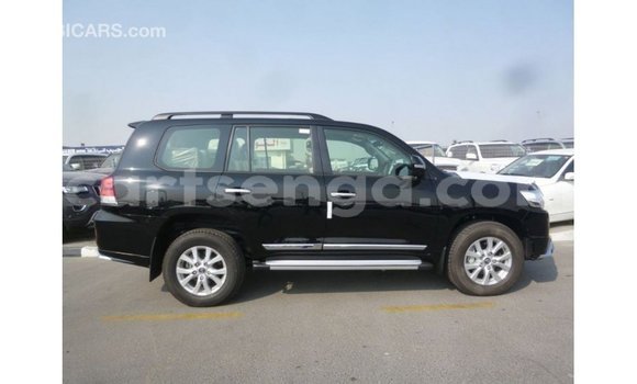 Acheter Import Voiture Toyota Land Cruiser Noir à Import - Dubai, Hhohho Acheter Import Voiture Toyota Land Cruiser Noir à Import - Dubai, Hhohho