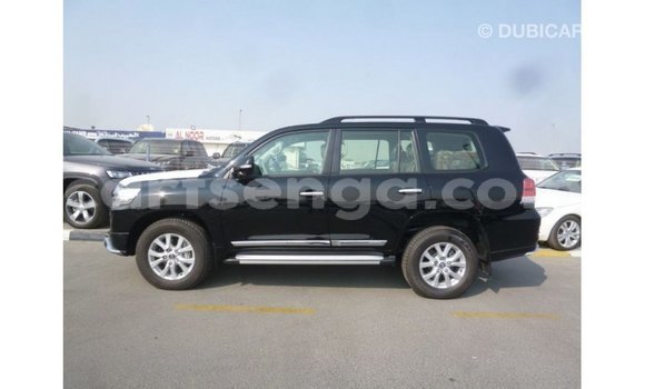 Acheter Import Voiture Toyota Land Cruiser Noir à Import - Dubai, Hhohho Acheter Import Voiture Toyota Land Cruiser Noir à Import - Dubai, Hhohho
