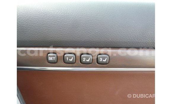 Nunua Imported Toyota Land Cruiser White Gari ndani ya Import - Dubai nchini Hhohho Nunua Imported Toyota Land Cruiser White Gari ndani ya Import - Dubai nchini Hhohho