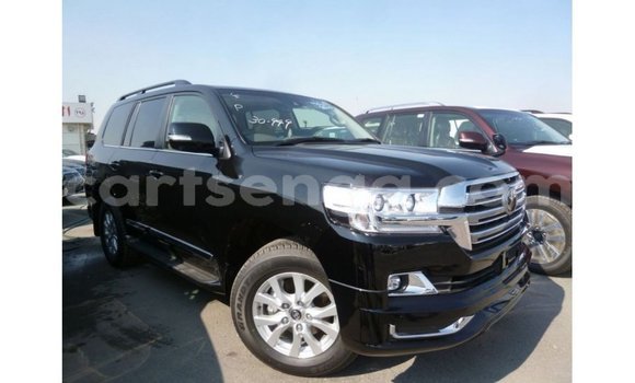 Nunua Imported Toyota Land Cruiser Black Gari ndani ya Import - Dubai nchini Hhohho Nunua Imported Toyota Land Cruiser Black Gari ndani ya Import - Dubai nchini Hhohho