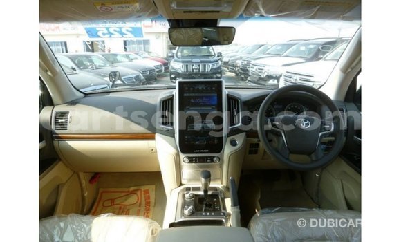 Nunua Imported Toyota Land Cruiser Black Gari ndani ya Import - Dubai nchini Hhohho Nunua Imported Toyota Land Cruiser Black Gari ndani ya Import - Dubai nchini Hhohho