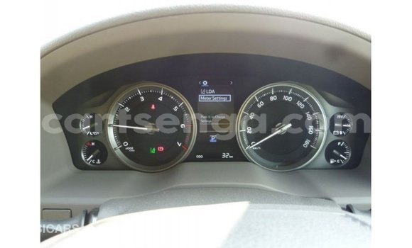 Nunua Imported Toyota Land Cruiser Black Gari ndani ya Import - Dubai nchini Hhohho Nunua Imported Toyota Land Cruiser Black Gari ndani ya Import - Dubai nchini Hhohho