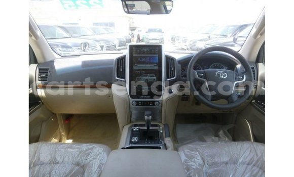 Buy Import Toyota Land Cruiser Black Car in Import - Dubai in Hhohho Buy Import Toyota Land Cruiser Black Car in Import - Dubai in Hhohho
