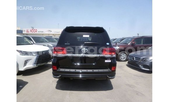Buy Import Toyota Land Cruiser Black Car in Import - Dubai in Hhohho Buy Import Toyota Land Cruiser Black Car in Import - Dubai in Hhohho