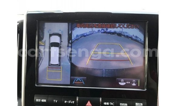 Nunua Imported Toyota Land Cruiser Black Gari ndani ya Import - Dubai nchini Hhohho Nunua Imported Toyota Land Cruiser Black Gari ndani ya Import - Dubai nchini Hhohho