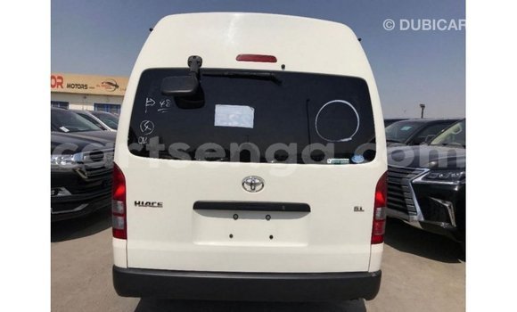 Acheter Import Voiture Toyota Hiace Blanc à Import - Dubai, Hhohho Acheter Import Voiture Toyota Hiace Blanc à Import - Dubai, Hhohho