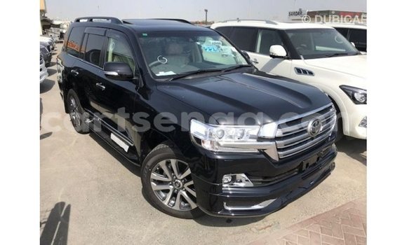 Nunua Imported Toyota Land Cruiser Black Gari ndani ya Import - Dubai nchini Hhohho Nunua Imported Toyota Land Cruiser Black Gari ndani ya Import - Dubai nchini Hhohho