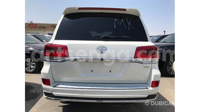Big with watermark toyota land cruiser hhohho import dubai 15203