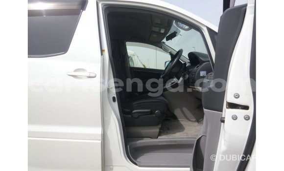 Acheter Import Voiture Toyota Alphard Blanc à Import - Dubai, Hhohho Acheter Import Voiture Toyota Alphard Blanc à Import - Dubai, Hhohho