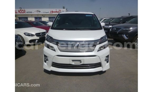 Acheter Import Voiture Toyota Vellfire Blanc à Import - Dubai, Hhohho Acheter Import Voiture Toyota Vellfire Blanc à Import - Dubai, Hhohho