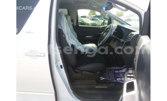 Acheter Import Voiture Toyota Vellfire Blanc à Import - Dubai, Hhohho Acheter Import Voiture Toyota Vellfire Blanc à Import - Dubai, Hhohho