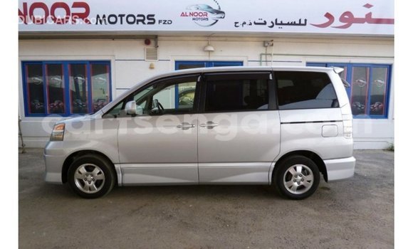 Buy Import Toyota Voxy Other Car in Import - Dubai in Hhohho Buy Import Toyota Voxy Other Car in Import - Dubai in Hhohho