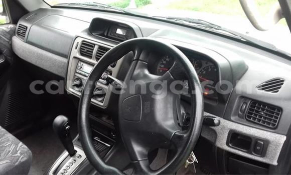 Nunua Ilio tumika Mitsubishi Pajero Silver Gari ndani ya Lobamba nchini Manzini Nunua Ilio tumika Mitsubishi Pajero Silver Gari ndani ya Lobamba nchini Manzini