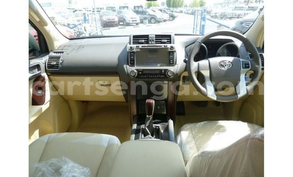 Nunua Imported Toyota Prado White Gari ndani ya Import - Dubai nchini Hhohho Nunua Imported Toyota Prado White Gari ndani ya Import - Dubai nchini Hhohho