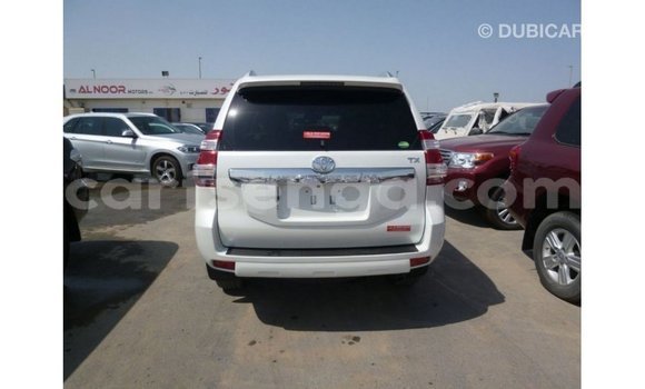 Nunua Imported Toyota Prado White Gari ndani ya Import - Dubai nchini Hhohho Nunua Imported Toyota Prado White Gari ndani ya Import - Dubai nchini Hhohho