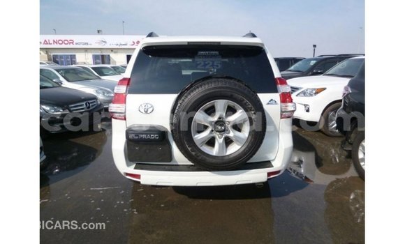 Buy Import Toyota Prado White Car in Import - Dubai in Hhohho Buy Import Toyota Prado White Car in Import - Dubai in Hhohho