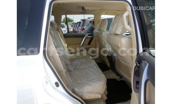 Acheter Import Voiture Toyota Prado Blanc à Import - Dubai, Hhohho Acheter Import Voiture Toyota Prado Blanc à Import - Dubai, Hhohho