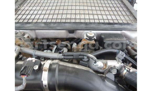 Acheter Import Voiture Toyota Land Cruiser Blanc à Import - Dubai, Hhohho Acheter Import Voiture Toyota Land Cruiser Blanc à Import - Dubai, Hhohho