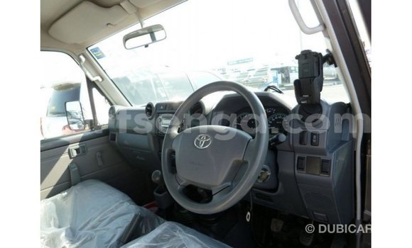 Nunua Imported Toyota Land Cruiser Other Gari ndani ya Import - Dubai nchini Hhohho Nunua Imported Toyota Land Cruiser Other Gari ndani ya Import - Dubai nchini Hhohho