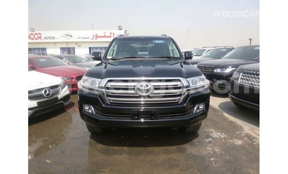 Acheter Import Voiture Toyota Land Cruiser Noir à Import - Dubai, Hhohho Acheter Import Voiture Toyota Land Cruiser Noir à Import - Dubai, Hhohho