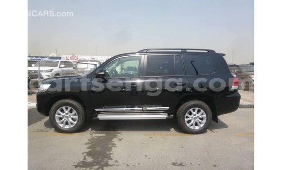 Acheter Import Voiture Toyota Land Cruiser Noir à Import - Dubai, Hhohho Acheter Import Voiture Toyota Land Cruiser Noir à Import - Dubai, Hhohho