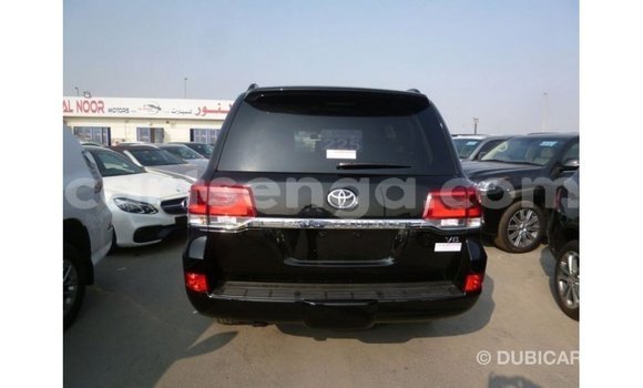 Acheter Import Voiture Toyota Land Cruiser Noir à Import - Dubai, Hhohho Acheter Import Voiture Toyota Land Cruiser Noir à Import - Dubai, Hhohho