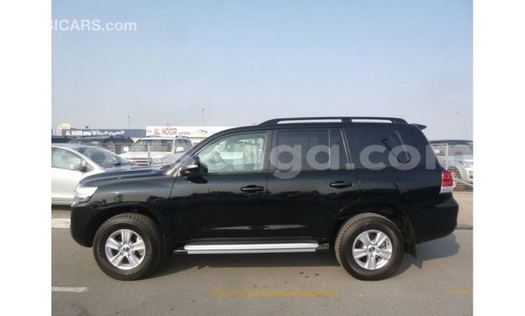Acheter Import Voiture Toyota Land Cruiser Noir à Import - Dubai, Hhohho Acheter Import Voiture Toyota Land Cruiser Noir à Import - Dubai, Hhohho